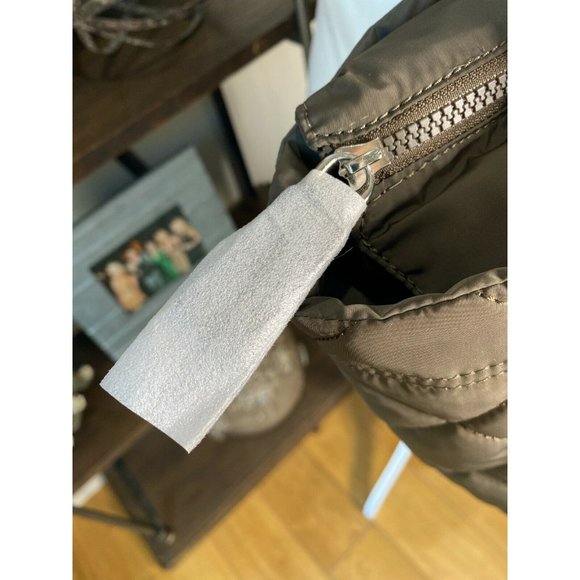 Marc Jacobs Quilted Nylon Medium Tote Bag Purse - Picture 7 of 12